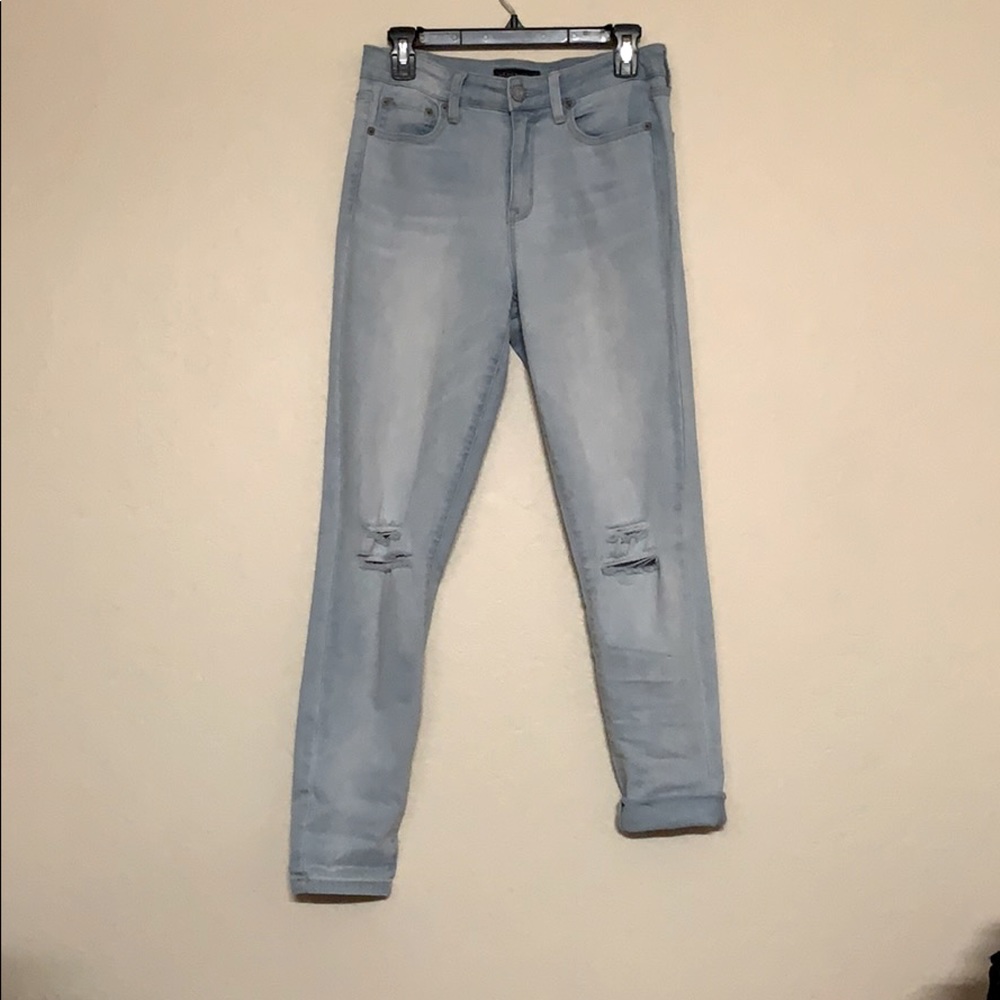 Distressed Knee High Rise Skinny Jeans